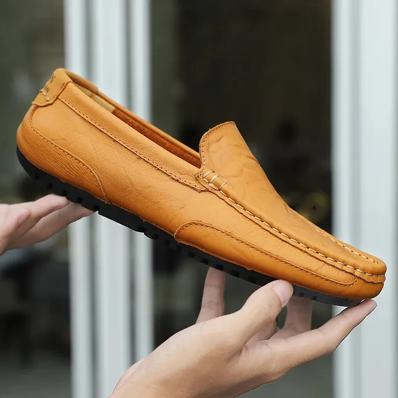 Ayakkabı Deri Erkekler Lüks Modaya Modeli Sıradan Kayma Resmi Loafers Moccasins İtalyan Siyah Erkek Sürüş Spor ayakkabıları artı 240102