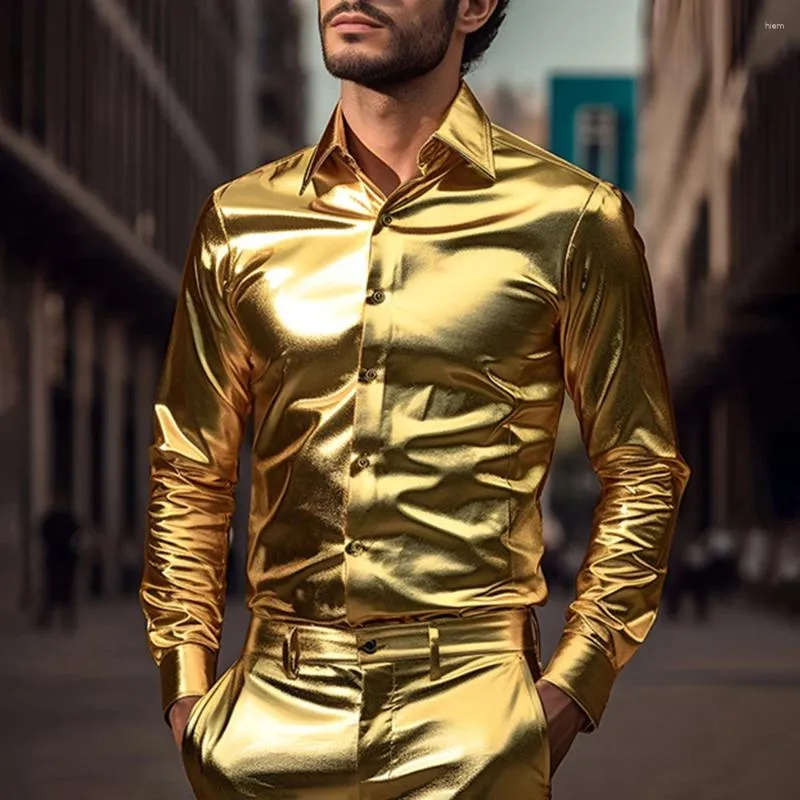 Herrklänningskjortor Mens Ceremonial Light Reflective Glossy Mångsidig fashionabla figurformande nattklubb Performance Clothes Top for Men