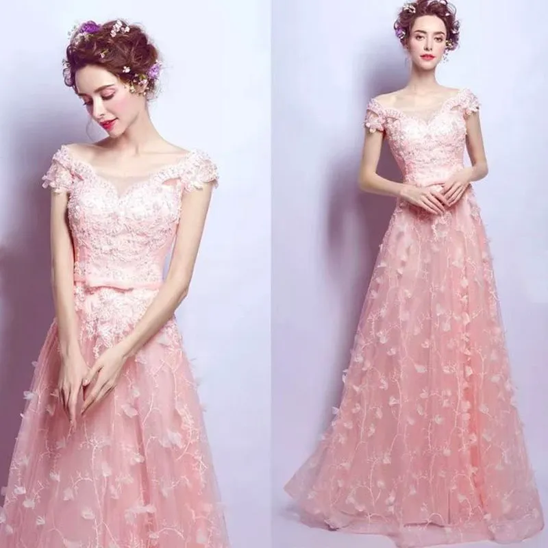 Vestidos de noiva de renda rosa plus size