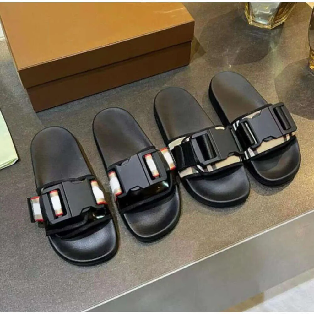 Designer Hausschuhe Herren Slides Sandale Vintage Plaid Slipper Echtleder Sandale Damen Schuhe mit Gürtel und schöner Box 501
