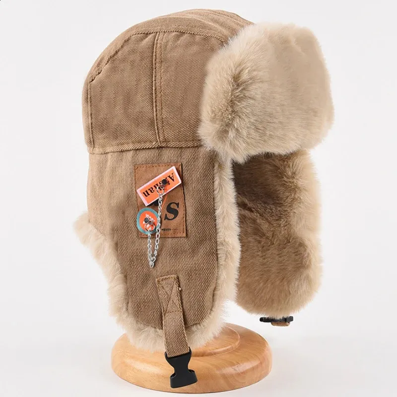 Trapper Chapéus HT4108 Bomber Chapéu Homens Mulheres Grosso Quente Russo Ushanka Fur Moda Masculino Feminino Inverno Preto Cinza Earflap Ski Cap 231219