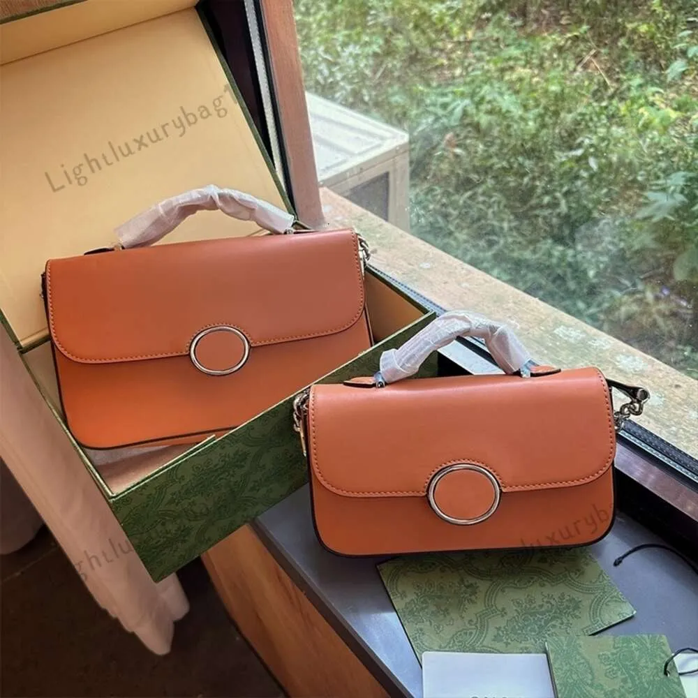 مصمم جديد Petite Mini Hand Handbag حقيبة رسول صغيرة الأزياء الكتف Crossbody Bag Women Luxury Leather Bag Classic Female Female Bag 231219