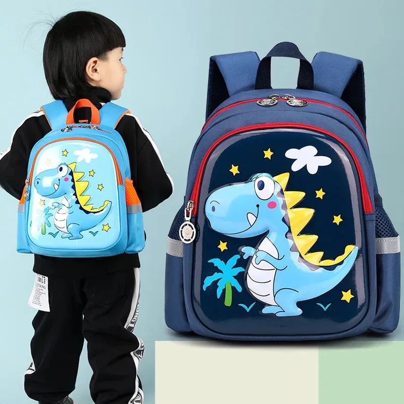 Borse da scuola Kindergarten Ragazzi 3D Dinosaur Schoolbag Zaino per bambini di alta qualità Dinosaur Boys Borse da scuola 2-6 anni 231219