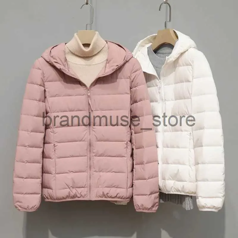 Women's Down Parkas 2023 New Women White Duck Down Autumn Winter Warm Jackets Kvinna Ultra Lätt Packable Office Lady Slim Puffer Coat J231219