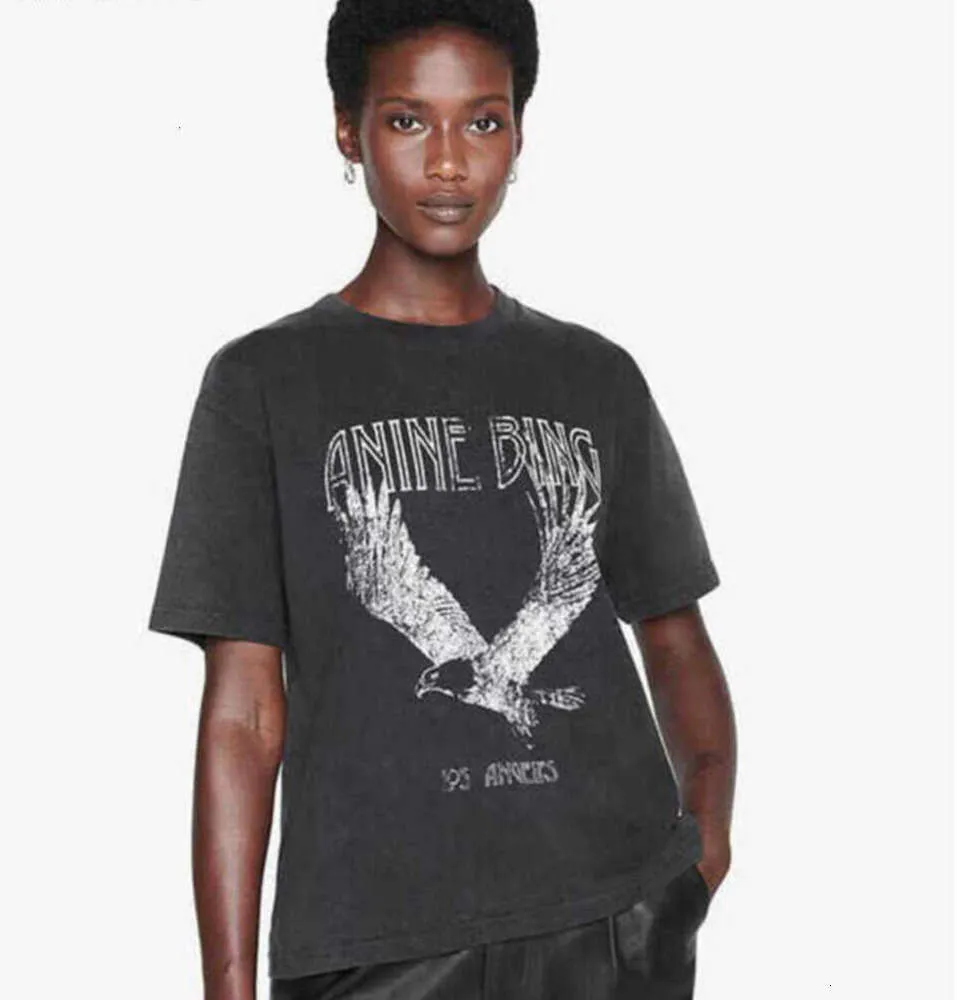 2023 En Bing Niche Eagle Print T-shirt Stekt snöflinga färg tvättdesigner tee kvinnor svart kortärmad t-shirt toppar polos andningsbar design 6393ess