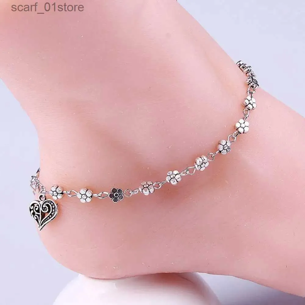 Anklets New Fashion Foot Chain Tibetan Silver Hollow Plum Flowers Heart-Shed Anklet For Womenl231219