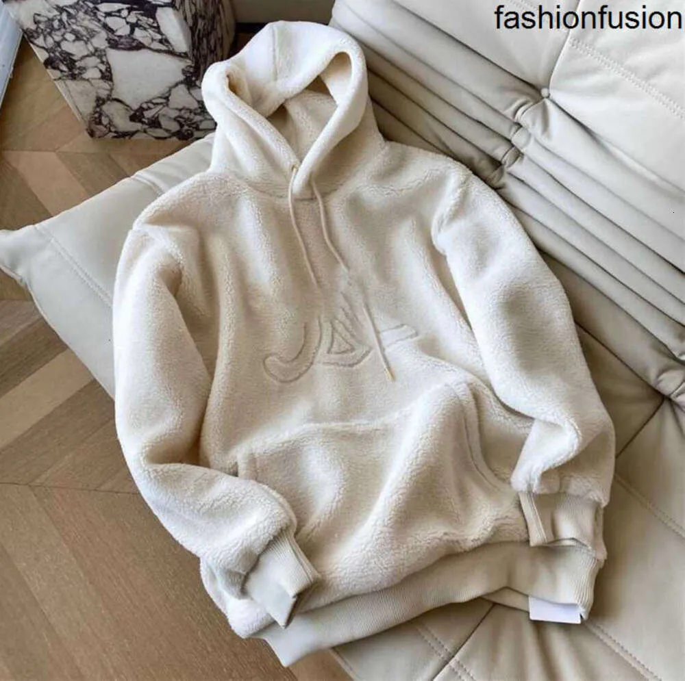 2024 Winter TrackSuits Brands Nowy kaszmirowy sweter z kapturem luźne pullover gęste bluzy bluzy dla mężczyzn ciepła kurtka