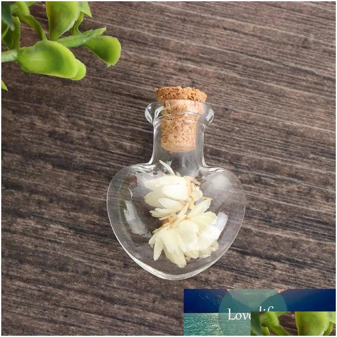 wholesale 50Pcs 2.4 X 2cm 5ml Heart-Shaped Mini Glass Cork Bottles Empty Sample Small Jars Wishing Glass Bottle Storage Vial -