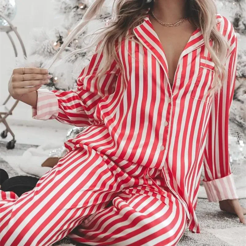 Ensemble De Pyjamas Pour Femmes De Noel Silk Satin Raye Boutonne A Manches Longues Loungewear Du 19 18 DHgate