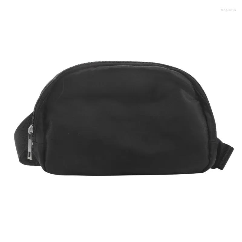 Midjepåsar 2024 Kvinnor väska Fanny Pack dragkedja bröstkorg utomhus sport crossbody casual resebälte pengar påse