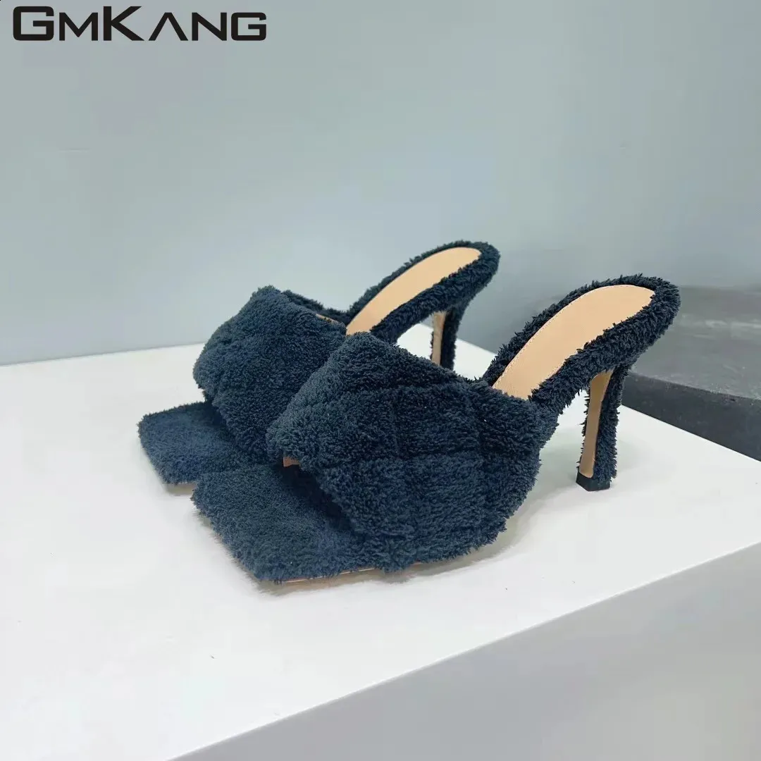 Lapin Hair Slippers S Women Walk Walk Show Mules Chaussures Femme Couleur Couleur Fourr