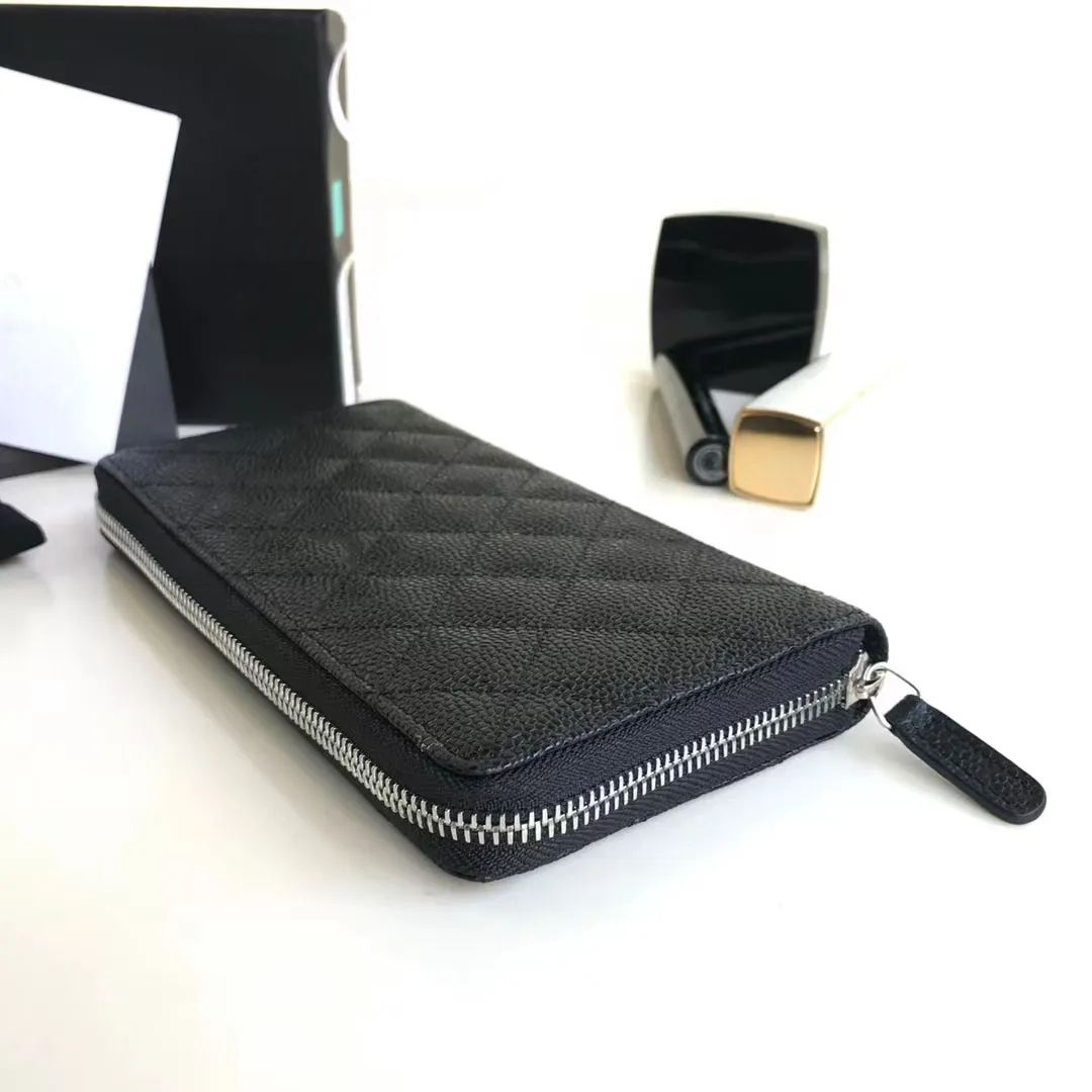 CC Designer Fashion Folding Wallet Folding Card New Women`s Deluxe Zipper Wallet Top Designer Coin Purse Pure Sheepskin Clutch