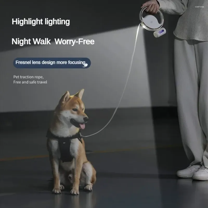 Hundhalsar Automatisk infällbar koppel LED Lysande ledande modeljusband för valpdjur Flexibelt promenader Running Lead Pupp