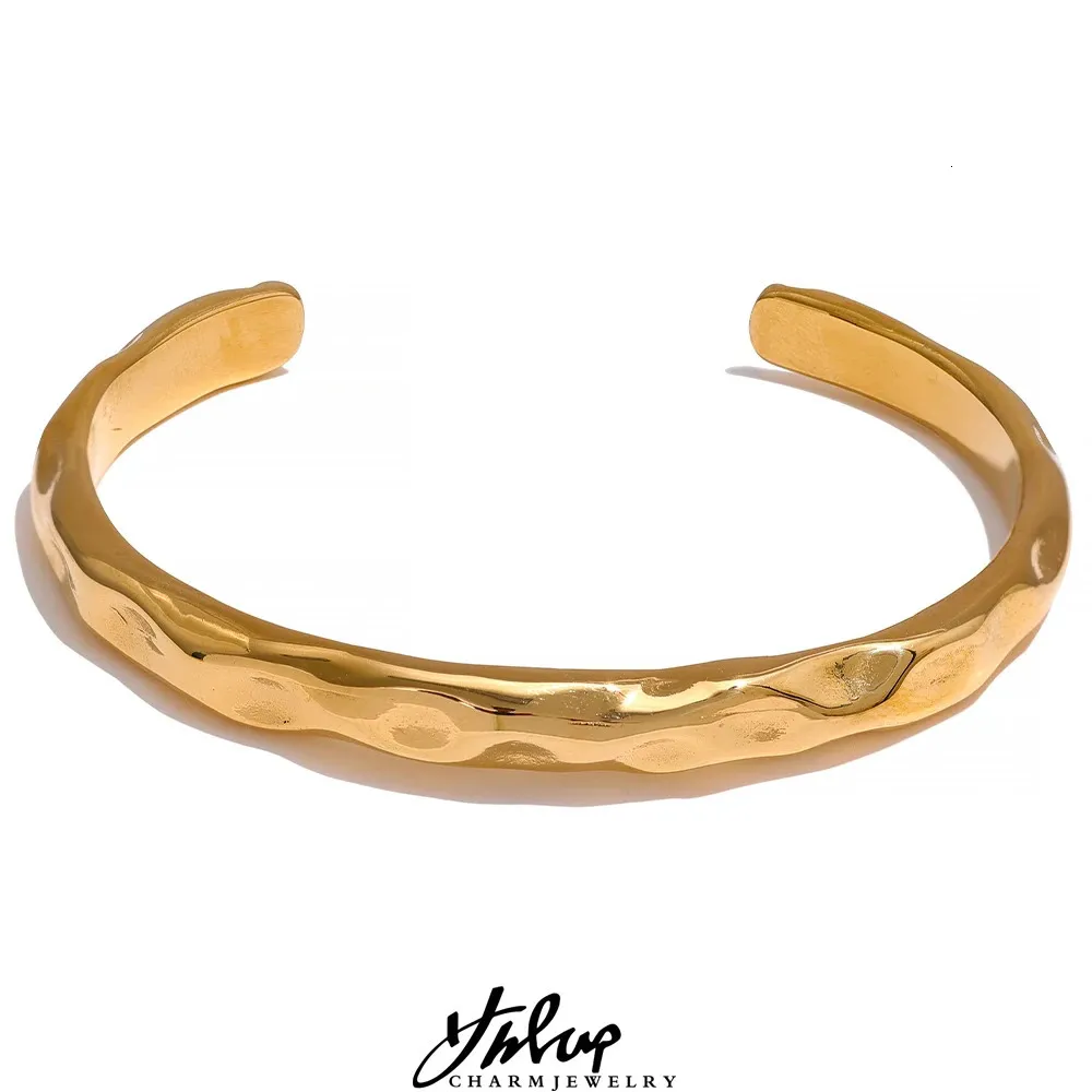 Bangle Yhpup Minimalist Gold Color Tarnish Free Fashion rostfritt stål armband Metallstruktur Enkel öppen charm handledsmycken 231219