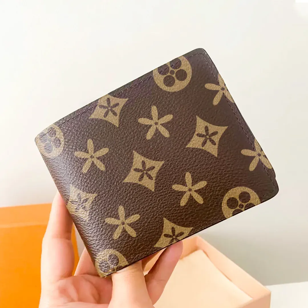 Plusieurs portefeuilles pliants de luxe pour hommes, porte-cartes en cuir véritable, portefeuille en relief, porte-passeport, pochette