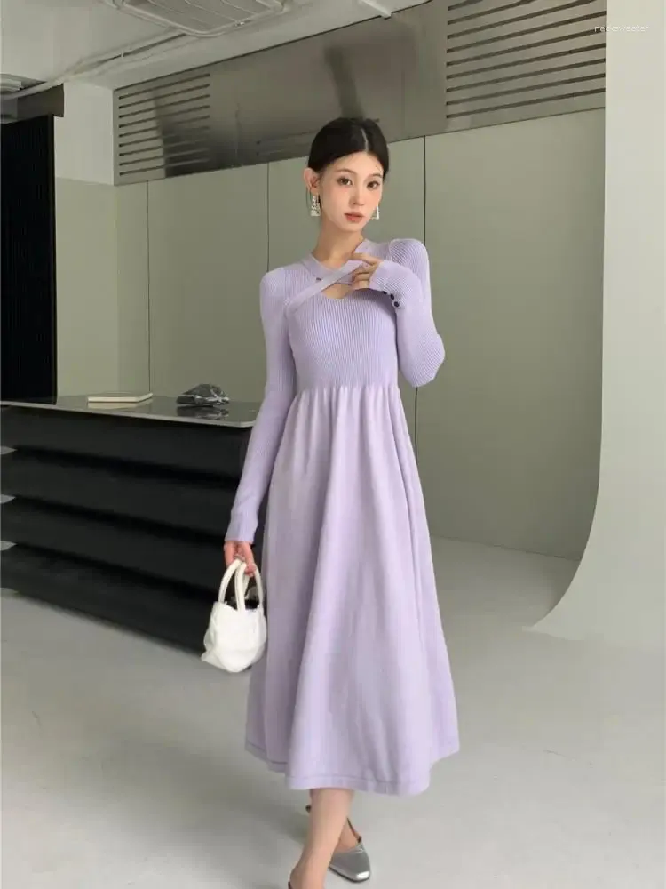 Vestidos casuais outono inverno 2023 mulheres luz roxo vestido de festa elegante cruz v-pescoço fino de malha preto plissado coreano escritório senhora