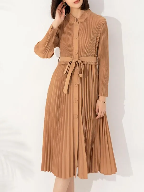 Casual Dresses Spring Women's Dress Stand-up Collar Row Buckle Waist Tie Fashion Pressed Pleated Skirt Simple Loose