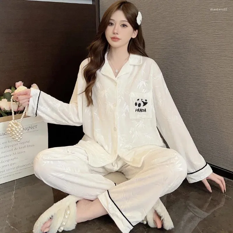 Vêtements de nuit pour femmes Kawaii Vêtements 2pcs Femmes Panda Imprimé Pyjamas Ensemble à manches longues Laple Cardigan Cardigan Pantalon Loungewear Femme