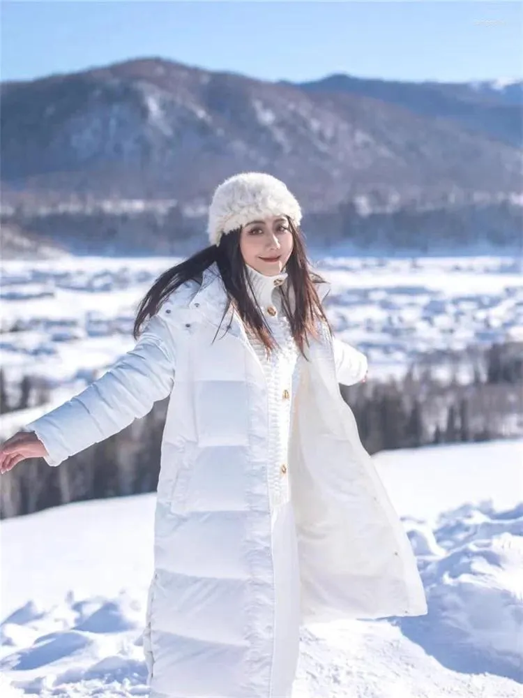 女性のトレンチコート冬のコート女性2023ファッションベージュ長いスリム濃い暖かさフード付きパーカーボトムサイドスプリットデザイン韓国のルーズコットン