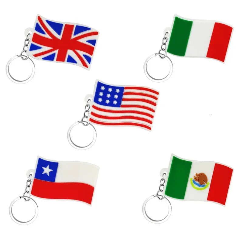 Accessori per ricambi per borse 50 pezzi Portachiavi in PVC Design carino Gran Bretagna americana Bandiera nazionale Portachiavi Ricordo del partito Portachiavi per auto Matita Regalo 231219