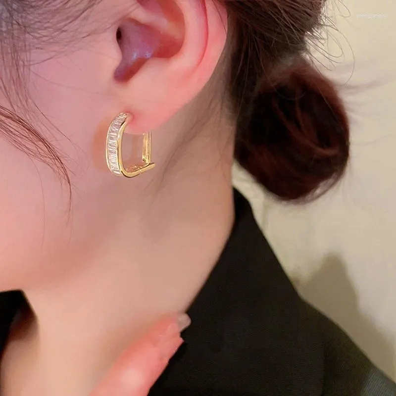 Hoop Ohrringe CAOSHI Gold Farbe Im Koreanischen Stil Weibliche Täglich Tragbare Accessoires Mit Hellem Zirkonia Mode Dame Schmuck Geschenk