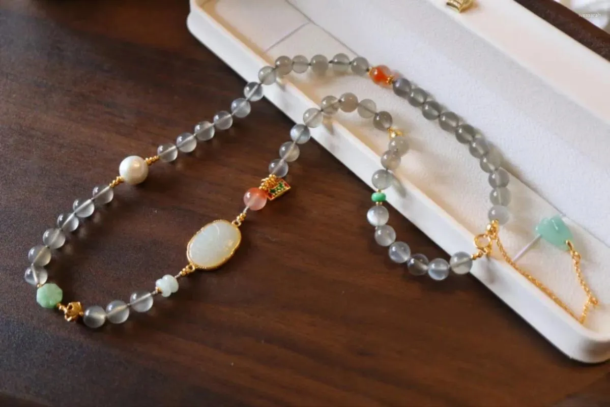 Anhänger Halsketten MOXI Chinesischen Stil Natürliche Jade Perle Halskette Temperament Elegante frauen Schmuck Festival Party Geschenk