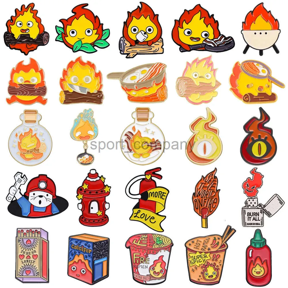 Mignon feu Metal Brooch Oeuf Fire Extincteur Match plus léger Nouilles instantanées Sauce piquante Flame Badge punk épingles à revers bijoux