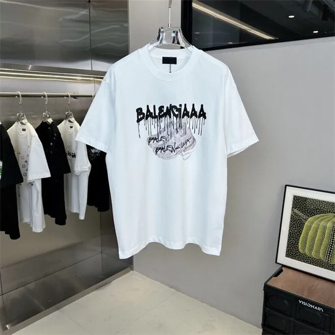 Tshirt Printemps / Été Tendance Mode T-shirt à manches courtes Jacquard de haute qualité Vêtements pour hommes et femmes Taille M-xxxl Couleur Noir et Blanc L095