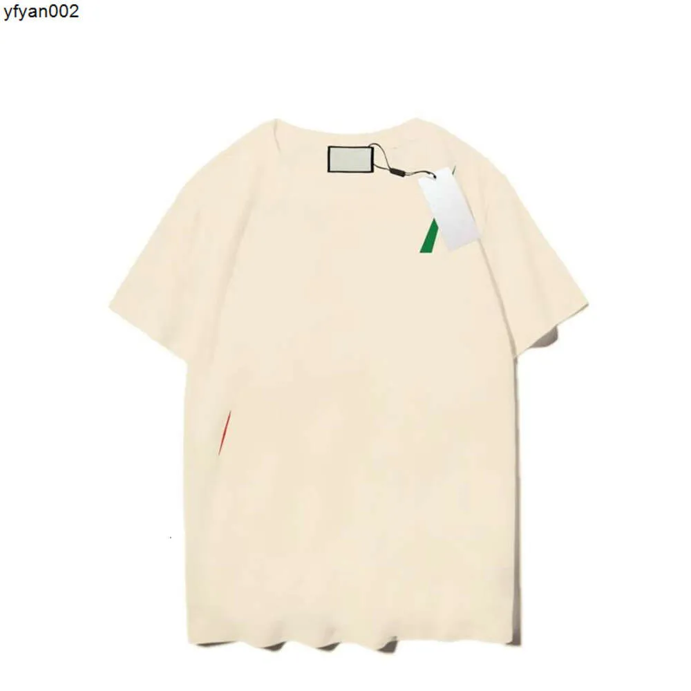 Mens T-shirts Summer Cotton Quality Clothing Designer T Shirt Women's Luxury Outdoor Coar Kort ärmar