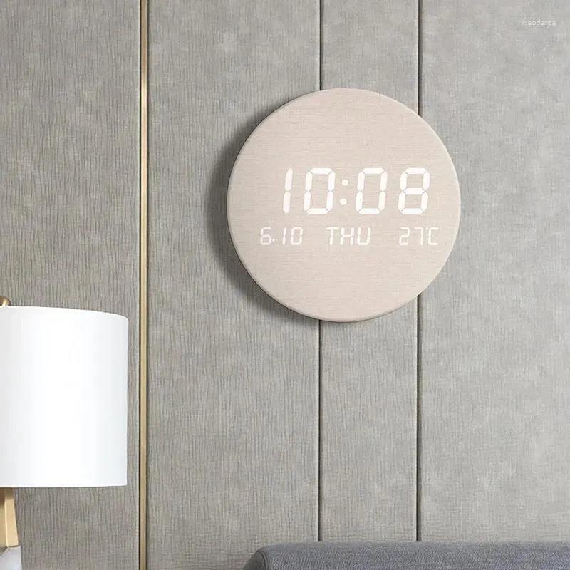 Relógios de parede Relógio de madeira falso Sala de estar Decorativa Digital Eletrônica Recarregável Cabeceira