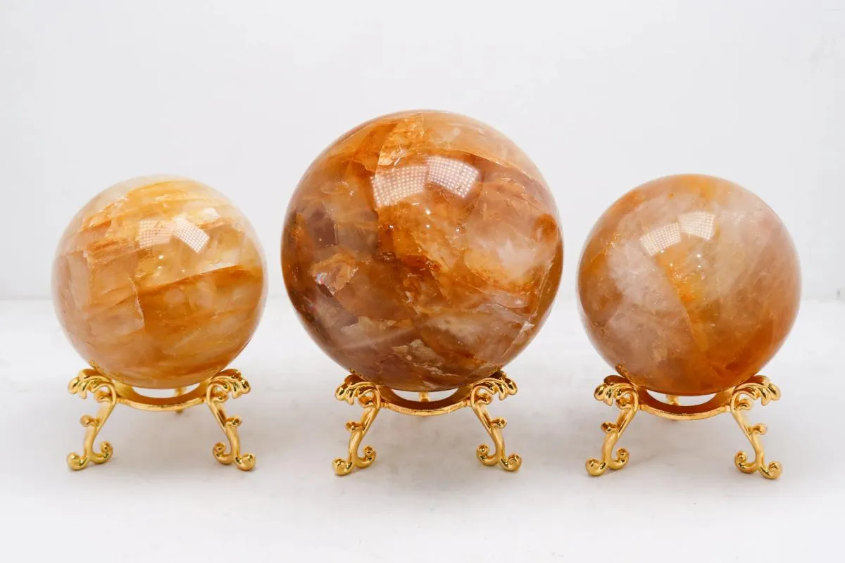 Dekorativa figurer Naturliga multi-inneslutningar Crystal Ball Minerals Collection Home Decor