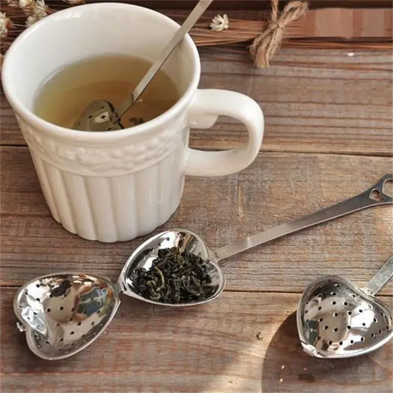 Heart Shaped tea infuser Mesh Ball Stainless Strainer Herbal Locking Tea Infuser Spoon Strainer Steeper Handle Shower Table Tool