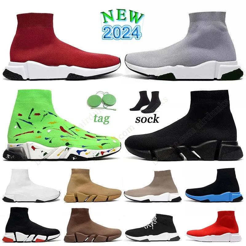 2024 Luxe czarne białe trenerzy prędkości dzianiny nosze trampki Sock Buty Paris Runner Buty Slip Treners Mężczyźni Kobiety Czarne i białe chmurki czerwone dno sportowe tenis