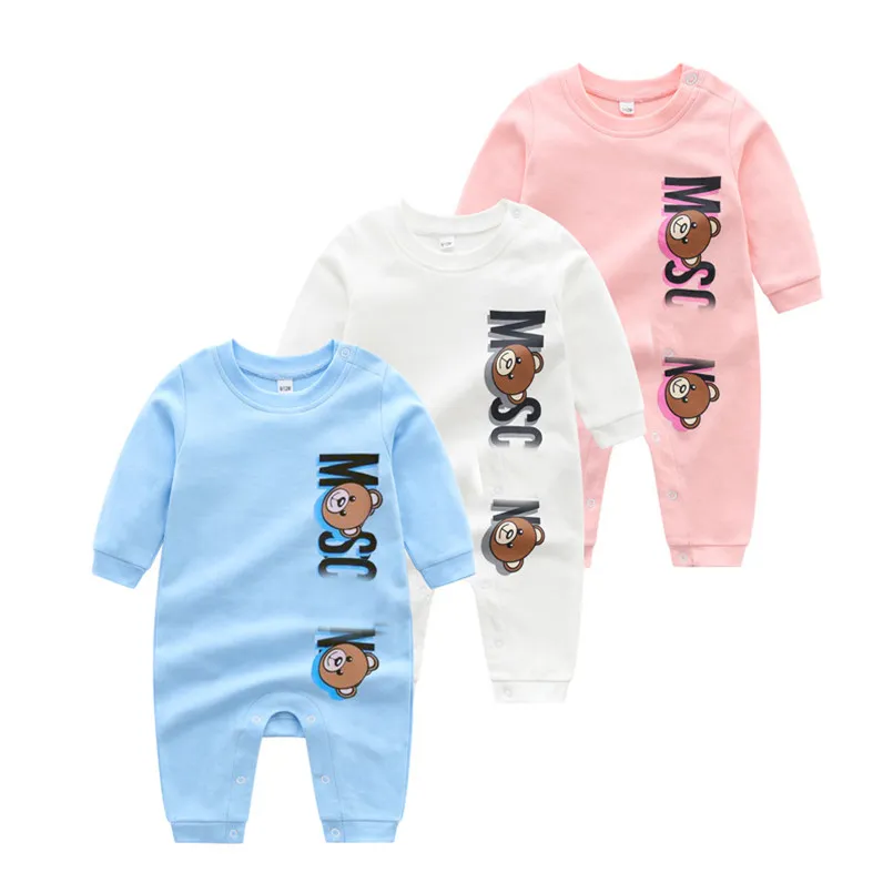 Nyfödda Rompers Baby Girls and Boy Long Sleeve New Year Cotton Clothes Designer Varumärkesbrev Spädbarn baby Romper Barn