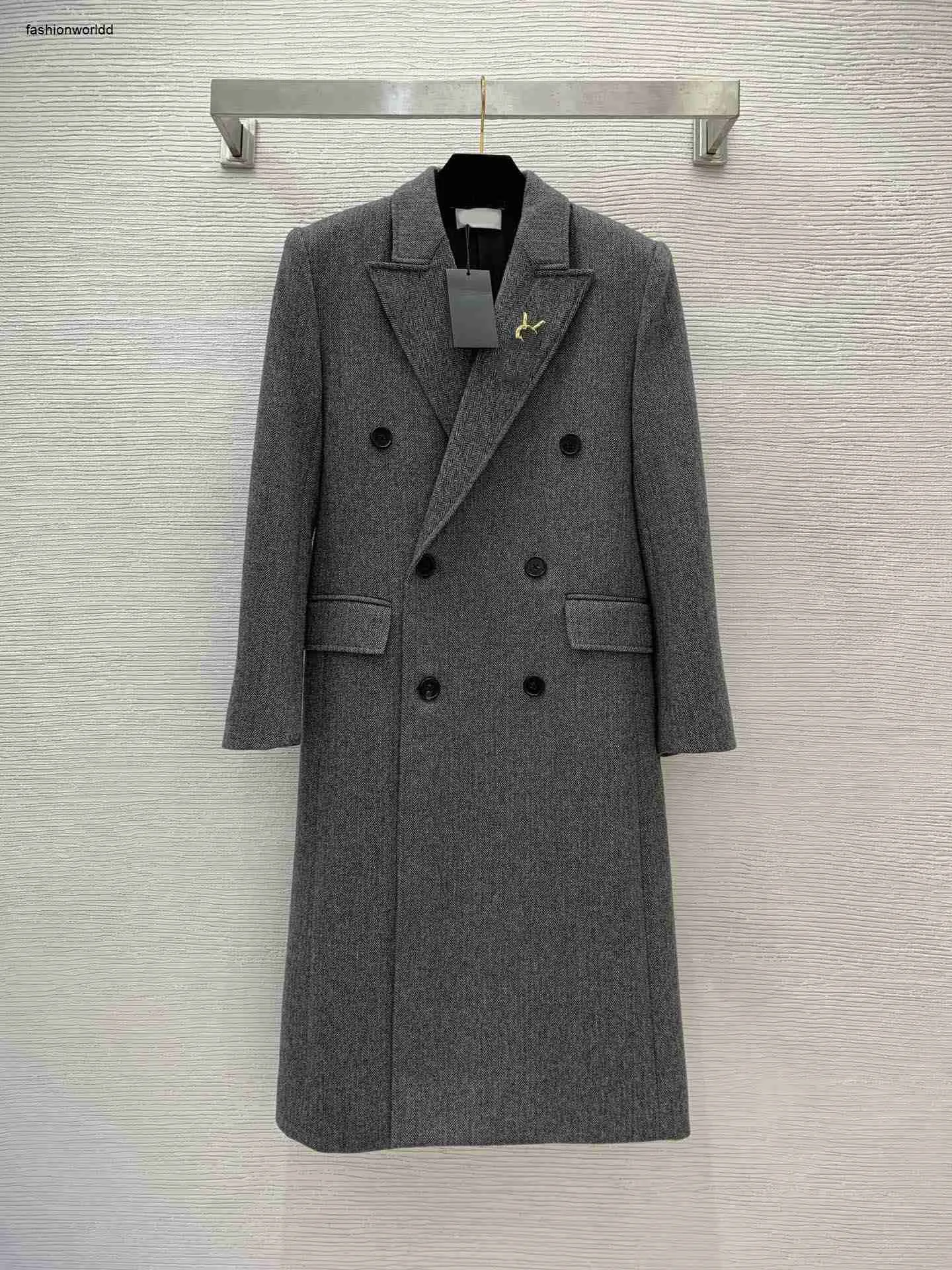 Brand Coat Kobiet Designer Overcoat Kurtka z długim rękawem Logo Dekoracja Logo Windbreaker Warm Lapel Neck Cardigan 20 grudnia FW