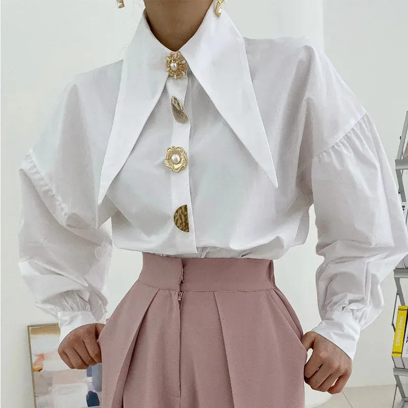 Korean Fashion Round Neck Single Pearl Button White Shirt For Women's Fashion Loose Fluffy Long Sleeved Shirt Casual Solid Top 231220