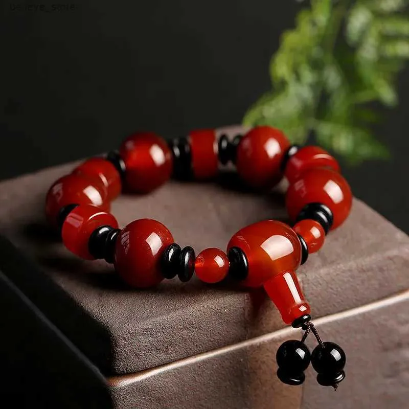 Beaded Red Agate Bracelet | Classy Women Collection