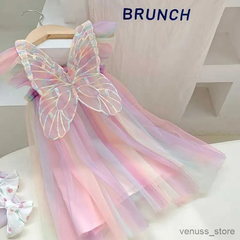 Robes de fille Été Nouvelle robe pour fille douce manche volante arc-en-ciel stéréoscopique ailes mesh gamin robes d'anniversaire mignon bébé fille princesse robe