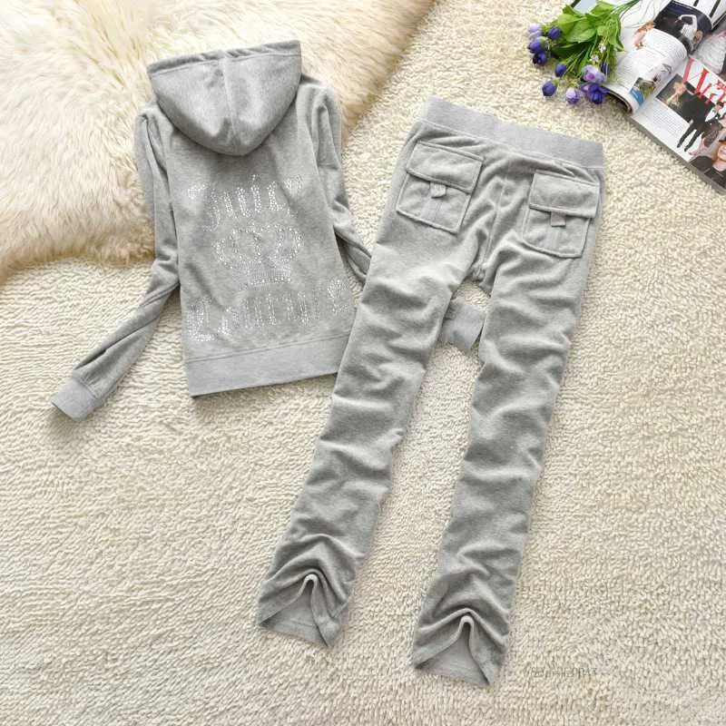 Brand 2023 Summer Sewing 2 Piece Sets Velvet Velour Women Track Suit Hoodies and Pants Met Breathable Design 50ess juicy coutoure tracksuit MPH1 617V 5ZYO