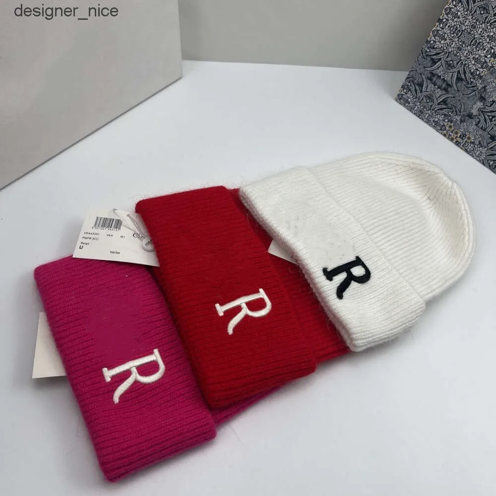 ullhatt kanin ligger nya Iri Imiri Mixed Fashion Winter High-end Warm Brand Designer Hair Hat Sticking Autumn Men and Women the Se Am Ami Amirlies Amiiri Ck3s