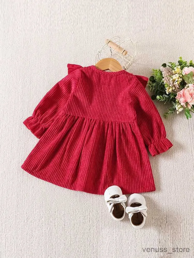 Girl's Dresses 3-24M Girls Red Corduroy Material Flower Embroidery Dress Autumn and Winter Children's Holiday Party Outing Dress China Style