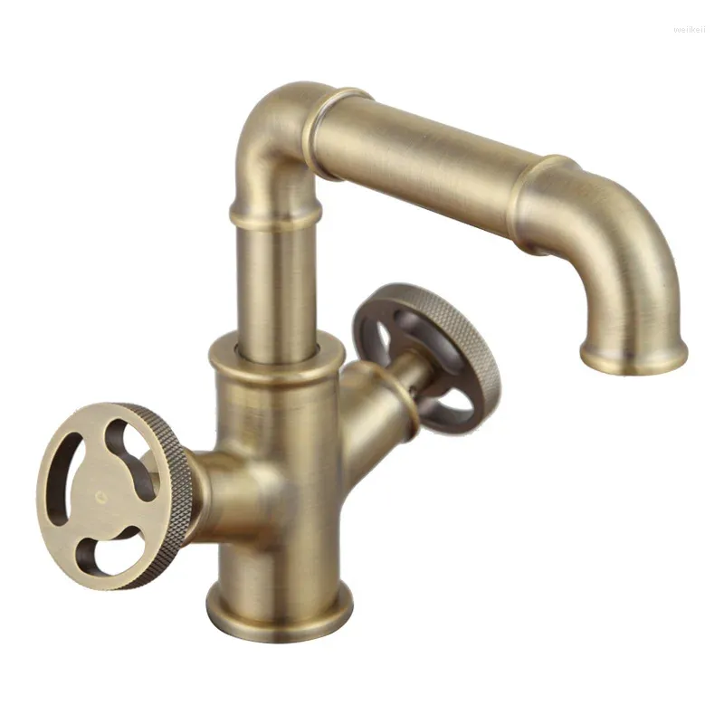 Badrumsvaskar kranar Antik mässingskran Toalett Vessel Basin Solid Mixer Tap Swivel Spout Cold and Water Industrial Style