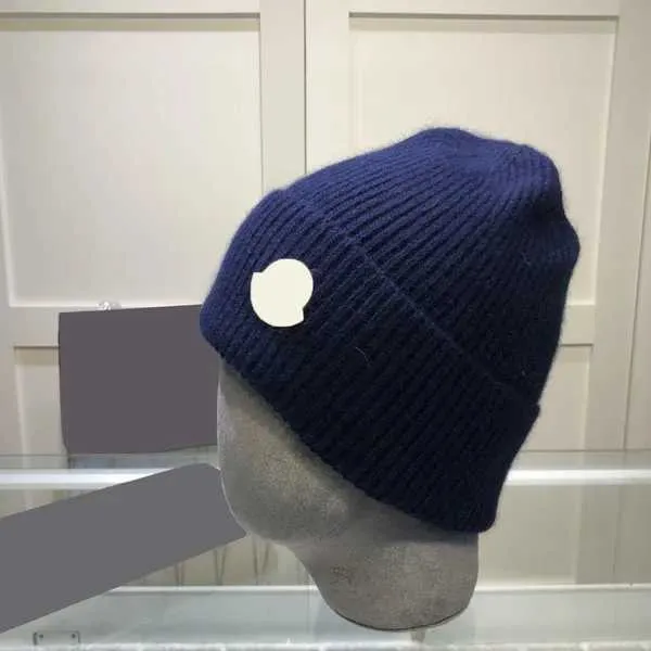 Projektant jesiennej i zimowej czapki Męskie i damskie Casual Hats Casual Hats Prezent Świąteczny Gruby ciepły design Czapka czysta wełniana czapka unisex czapka czaszka n72e