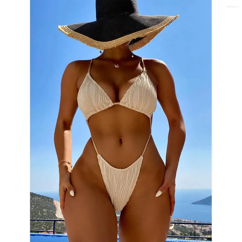 Costumi da bagno da donna 2023 Costume da bagno estivo in tinta unita per donna Stock Sexy bikini da spiaggia in due pezzi all'ingrosso