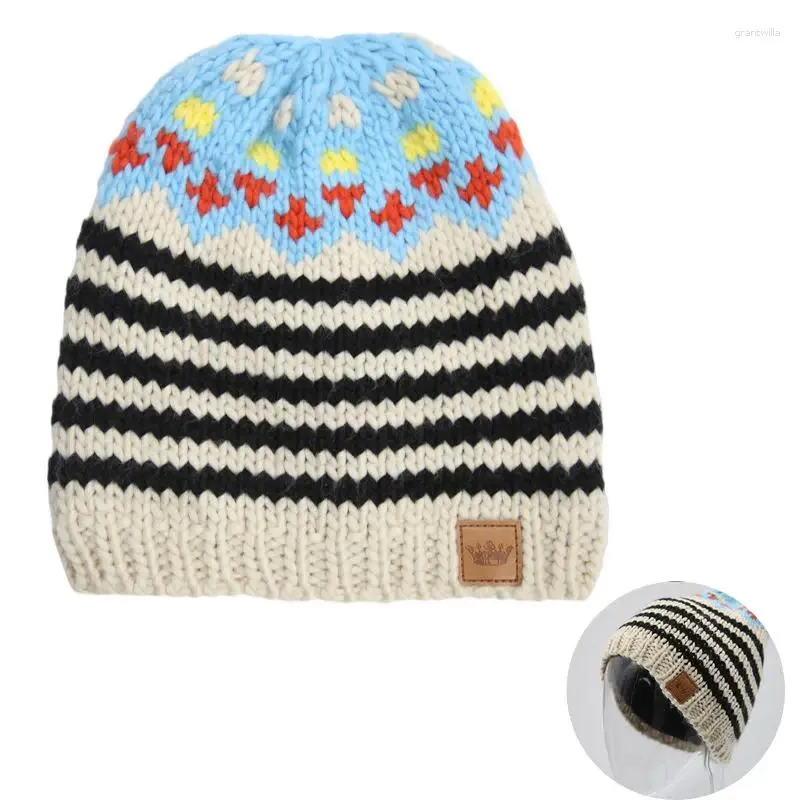 Chapéus bonitos do inverno do gorro do jacquard das boinas para senhoras com forro do velo