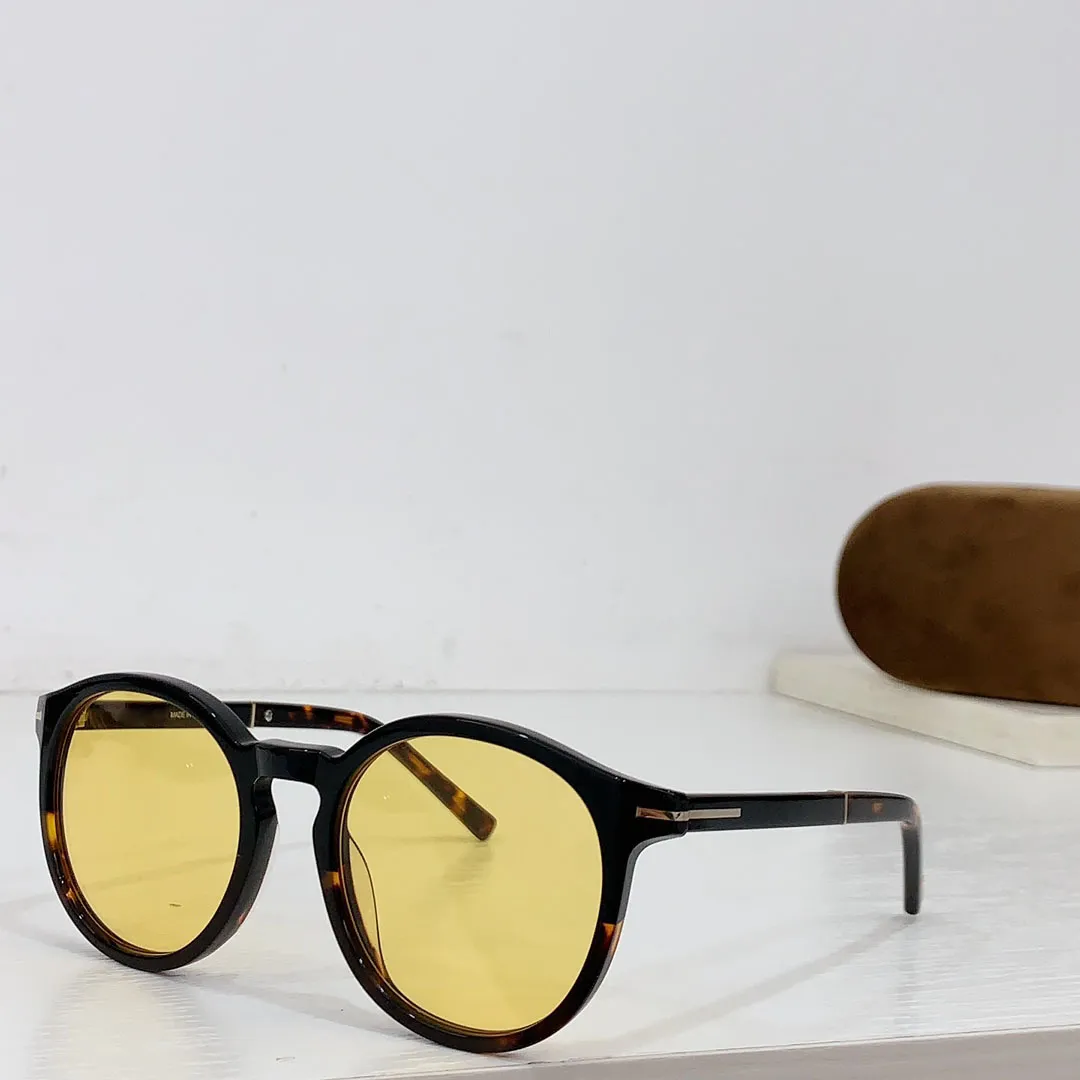 남성 선글라스 여성을위한 남성 선글라스 최신 판매 패션 태양 안경 남성 선글라스 Gafas de Sol Glass UV400 렌즈 임의의 매칭 상자 1021