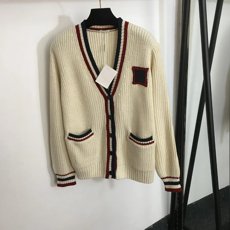 Suéteres de punto a la moda, cárdigan de lujo, abrigo, suéter Beige de talla grande, suéter de invierno de tacto suave para niñas, chaquetas