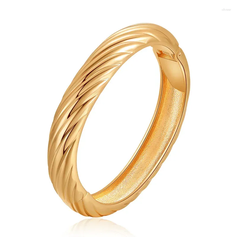 Bangle Fashion Trend Unique Design Elegant Exquisite Twist Simple Armband Women Jewelry Wedding Party Premium Gift grossist