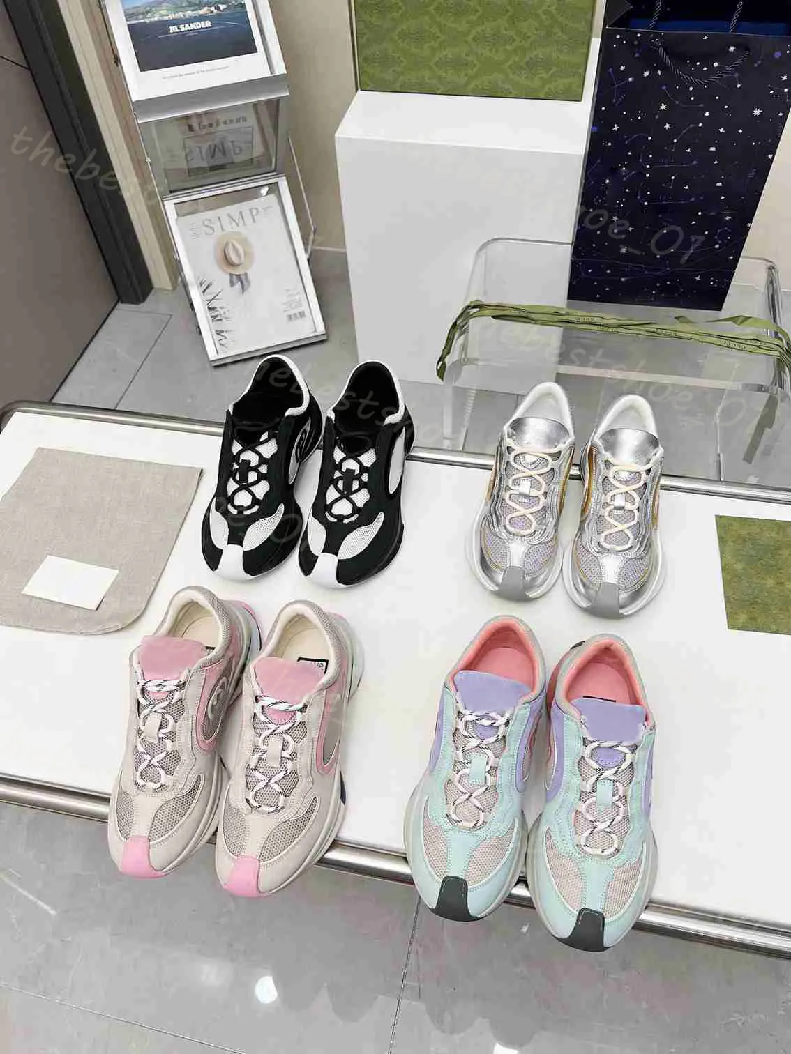 Baskets de créateurs de haute qualité de luxe femmes chaussures décontractées en plein air couture en daim baskets polyvalentes multicolores semelle épaisse imprimé en nylon femmes noir blanc rose