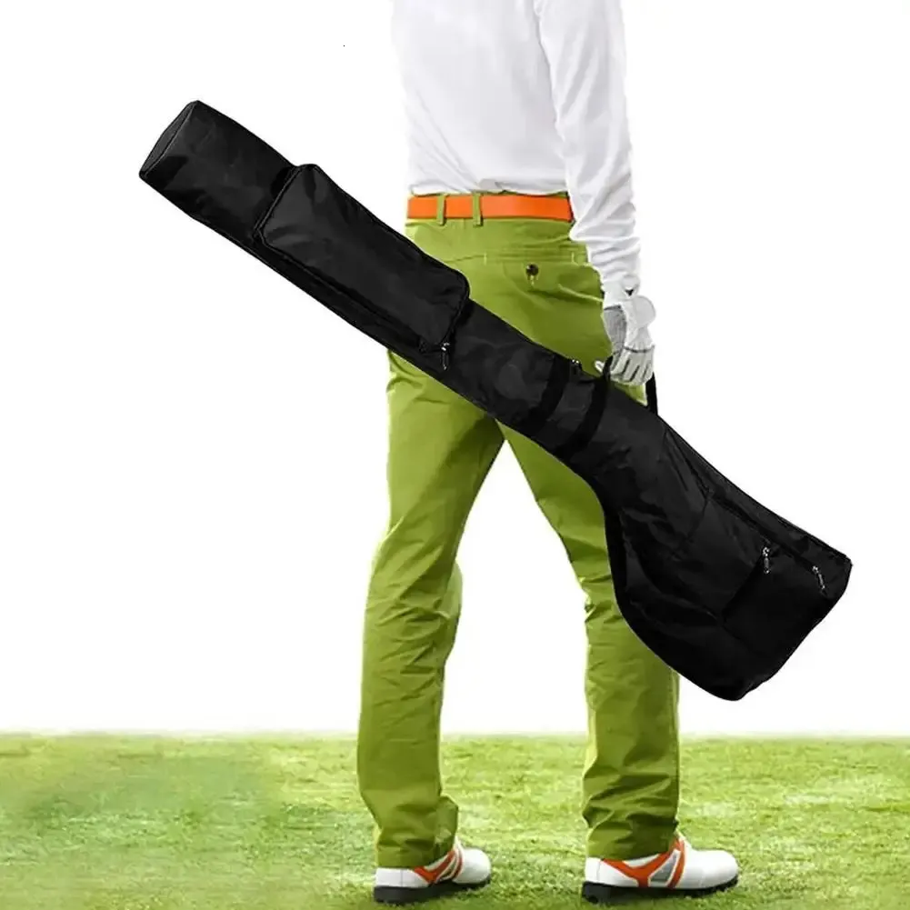 Portable Golf Club Bag 600D Oxford tyg Vattentät stor kapacitet Fällbar bärväska Golfväska Golftillbehör 231220